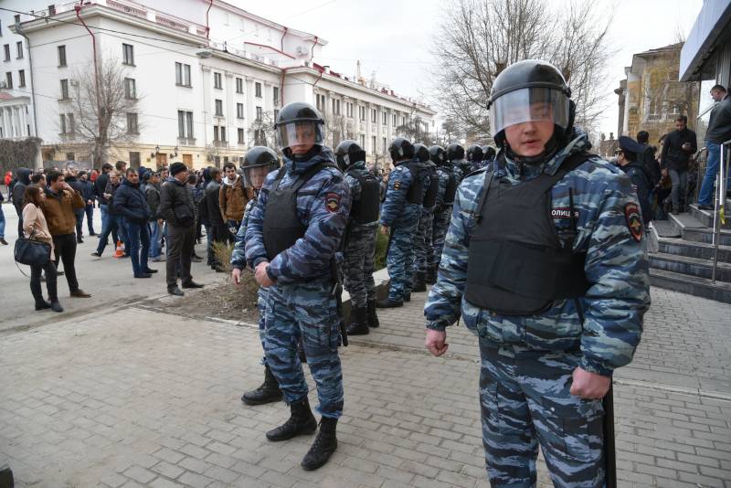 волгоград,Полиция,Оцепление,Штаб Навального,Пикет,Встреча Навального в Волгограде